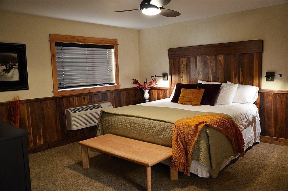 Wall Street Suites Бенд Екстер'єр фото
