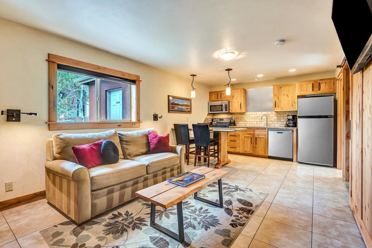 Wall Street Suites Бенд Екстер'єр фото