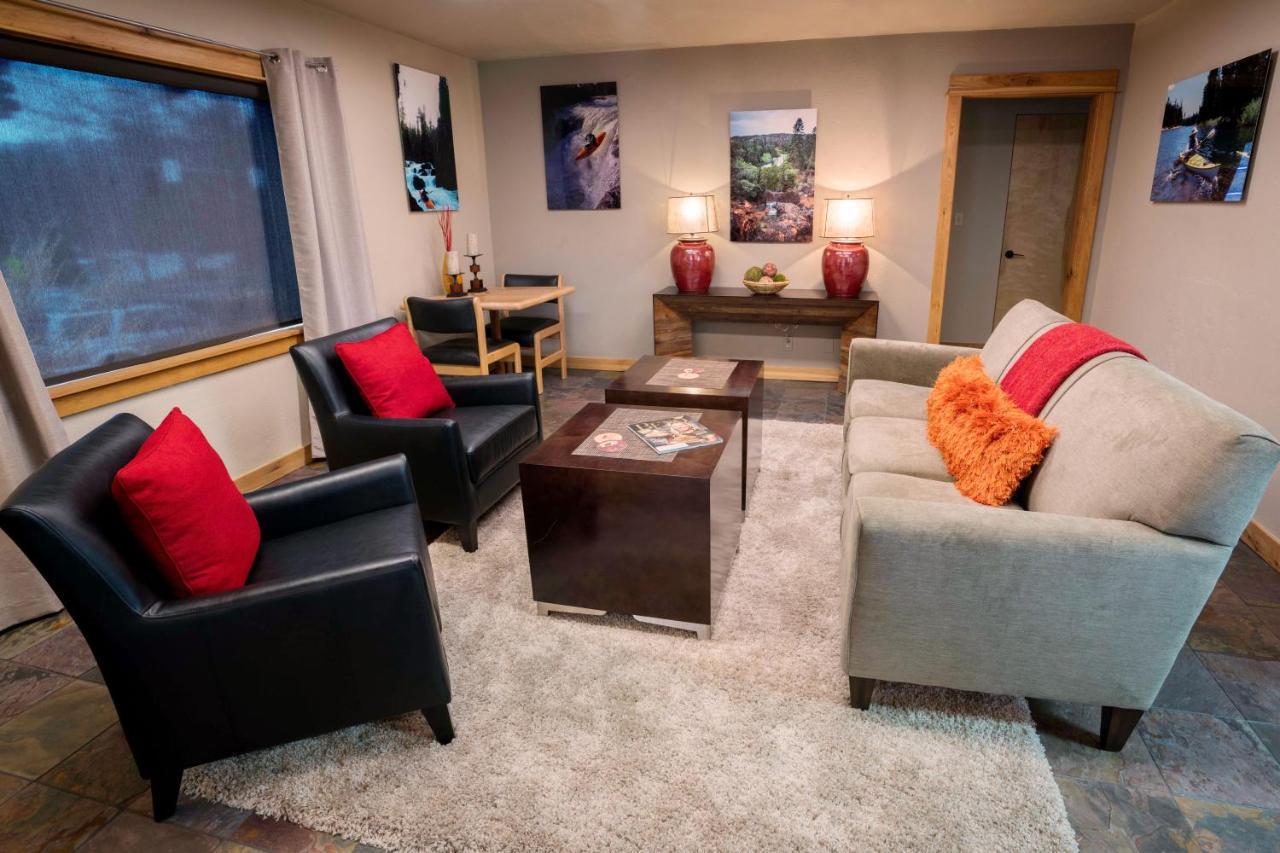 Wall Street Suites Бенд Екстер'єр фото
